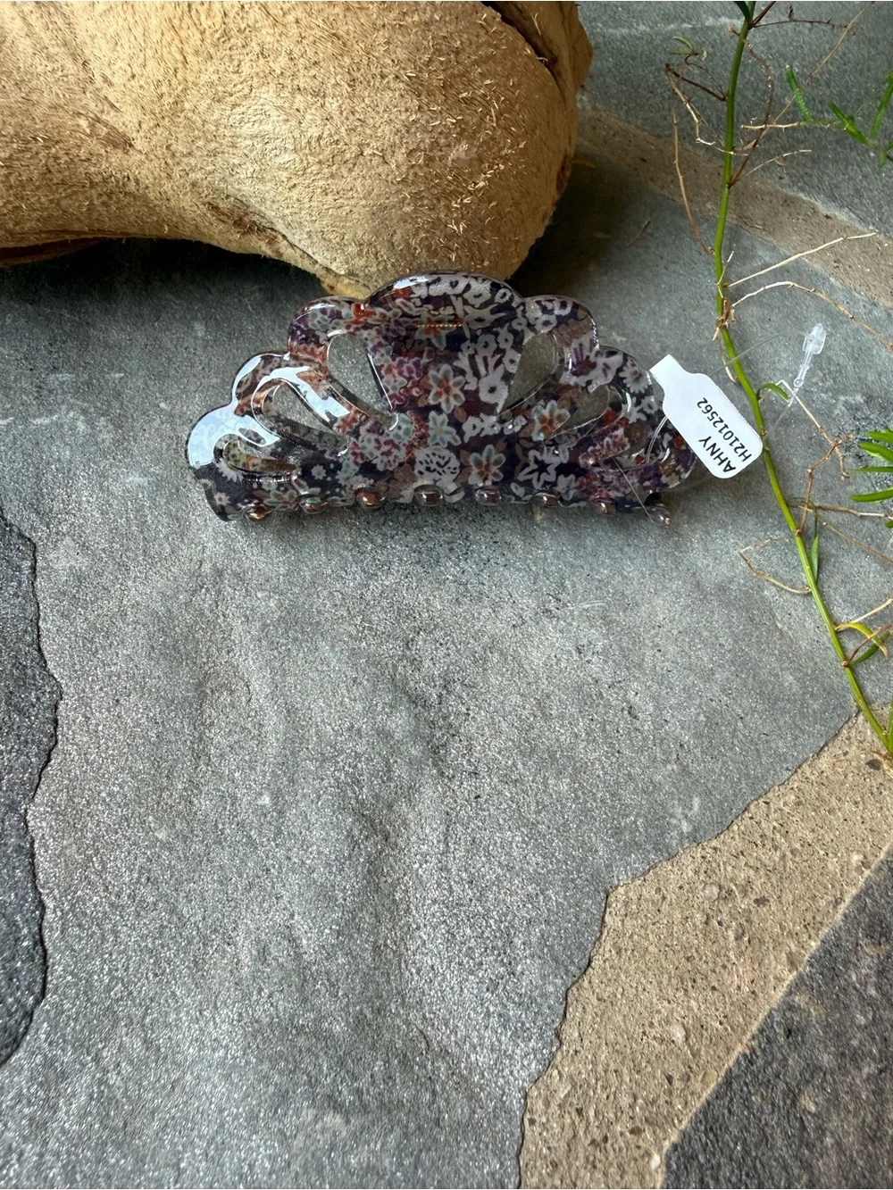 New🌟Anthropologie-Floral Pink Resin Hair Claw Clip
